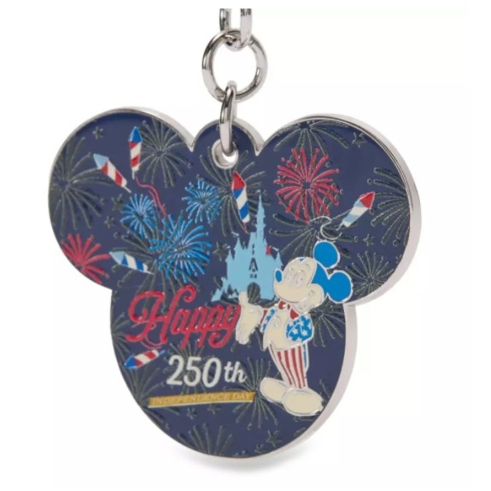 Disney 2026 Mickey Mouse " Happy 250th Years " Americana Metal Key Chain, New - Picture 4 of 4